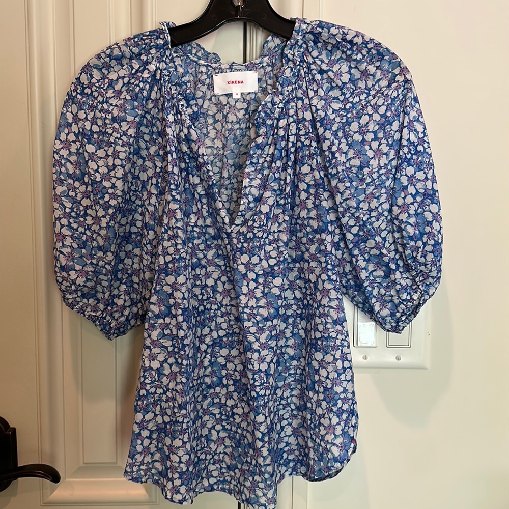 Beautiful XIRENA Jules popover top - XS